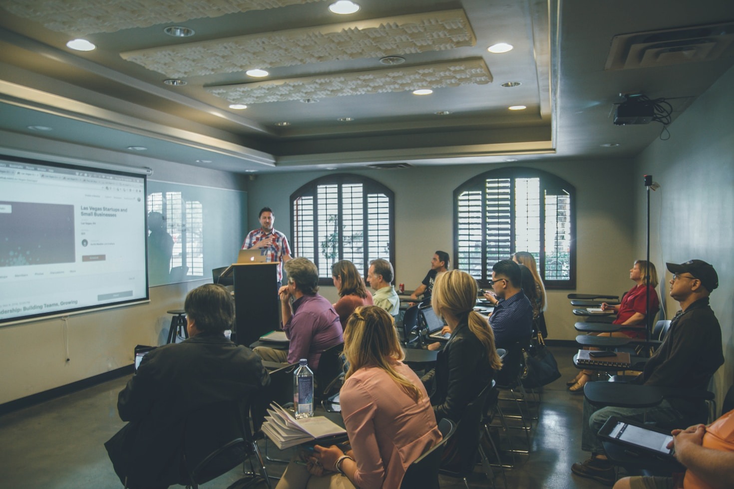Como Escolher o Curso Teológico Ideal para Você